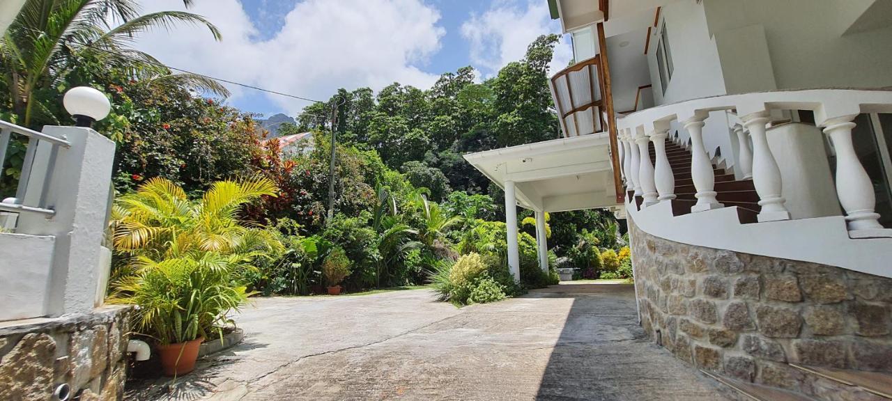 Le Chant De Merle Self -Catering Studios And Apartments Mahe Island Exterior foto