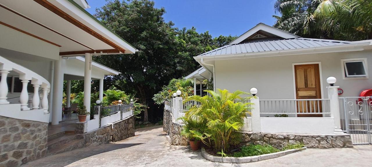 Le Chant De Merle Self -Catering Studios And Apartments Mahe Island Exterior foto