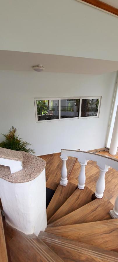 Le Chant De Merle Self -Catering Studios And Apartments Mahe Island Exterior foto